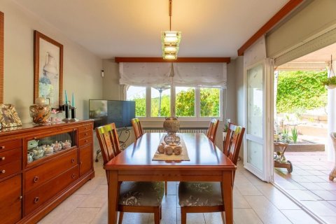 Купить дом в Алелья, Испания с 5 комнат, № 1343 - фото 4