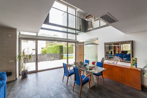 Купить дом в Вальроманес, Испания с 6 комнат, № 1344 - фото 7