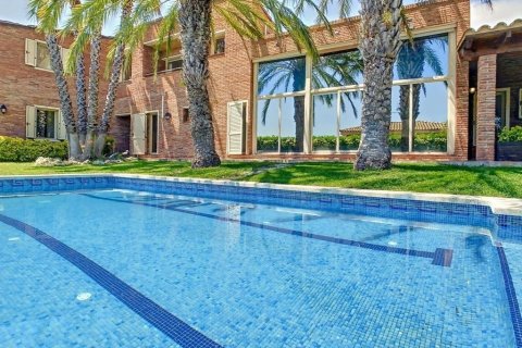 5 chambres house à vendre à Sant Pol de Mar, Barcelona, Catalonia, Spain № 1340 - photo 6