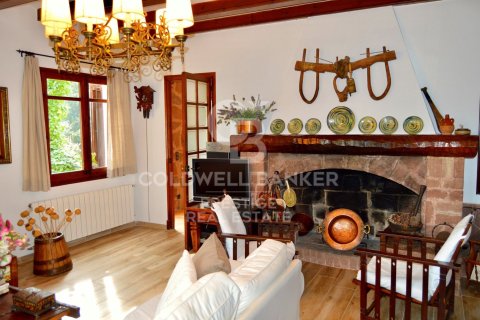 4 bedrooms house for sale in Castellvi de Rosanes, Barcelona, Catalonia, Spain № 5793 - photo 9
