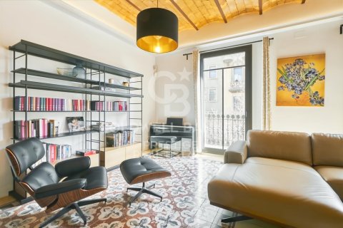 3 bedrooms apartment for sale in Barcelona, Catalonia, Spain № 5795 - photo 2