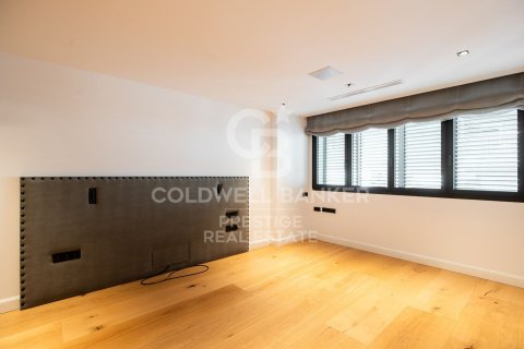 5 bedrooms apartment for sale in Barcelona, Catalonia, Spain № 5796 - photo 11