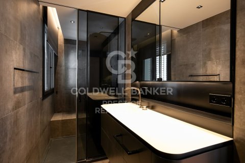 5 bedrooms apartment for sale in Barcelona, Catalonia, Spain № 5796 - photo 3