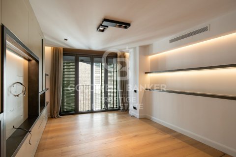 5 bedrooms apartment for sale in Barcelona, Catalonia, Spain № 5796 - photo 12