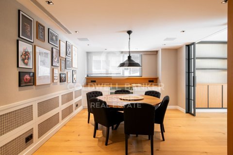 5 bedrooms apartment for sale in Barcelona, Catalonia, Spain № 5796 - photo 4