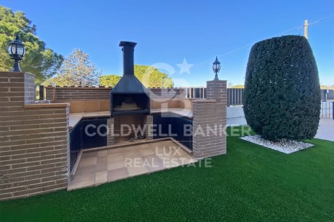 4 bedrooms house for sale in Vilamalla, Girona, Catalonia, Spain № 5792 - photo 11