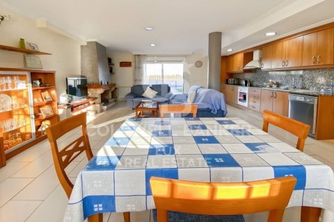 4 bedrooms house for sale in Vilamalla, Girona, Catalonia, Spain № 5792 - photo 24