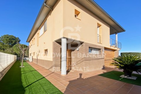 4 bedrooms house for sale in Vilamalla, Girona, Catalonia, Spain № 5792 - photo 4