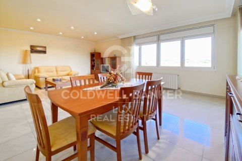 4 bedrooms house for sale in Vilamalla, Girona, Catalonia, Spain № 5792 - photo 13