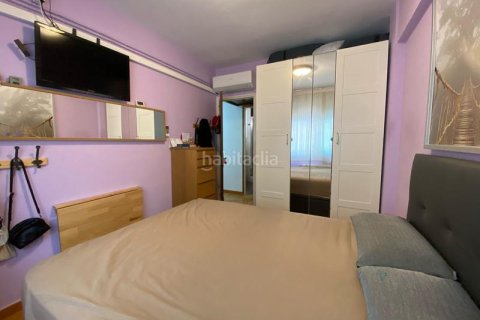 Купить квартиру в Сант-Андреу, Барселона, Испания с 4 спальни, 82м², № 3172 - фото 13