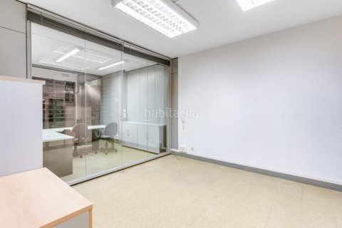 Купить офис в Сант-Андреу, Барселона, Испания студия, 253м², № 3174 - фото 24