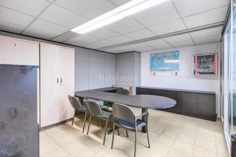 Купить офис в Сант-Андреу, Барселона, Испания студия, 253м², № 3174 - фото 15