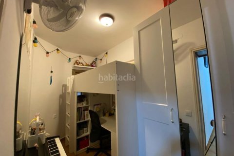 Купить квартиру в Сант-Андреу, Барселона, Испания с 4 спальни, 82м², № 3173 - фото 24