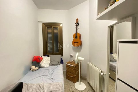 Купить квартиру в Сант-Андреу, Барселона, Испания с 4 спальни, 82м², № 3173 - фото 25