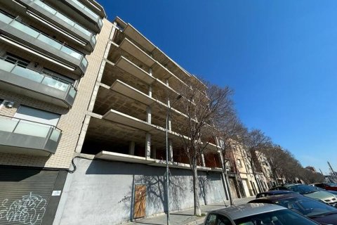 Сasa de 2 dormitorios en venta en Terrassa, Barcelona, Cataluña, Spain № 7101 - foto 9