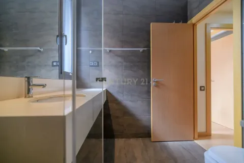 1 bedroom apartment for sale in Barcelona, Catalonia, Spain № 7099 - photo 10