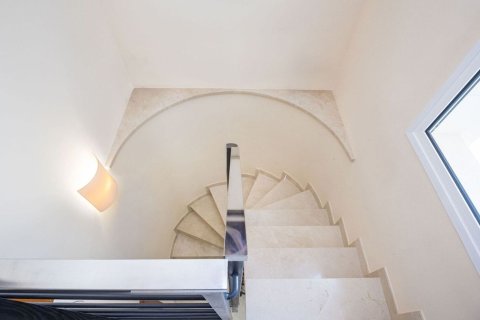 Apartamento de 4 dormitorios en venta en Sitges, Barcelona, Cataluña, Spain № 7102 - foto 12