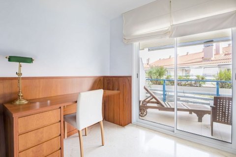 Apartamento de 4 dormitorios en venta en Sitges, Barcelona, Cataluña, Spain № 7102 - foto 15