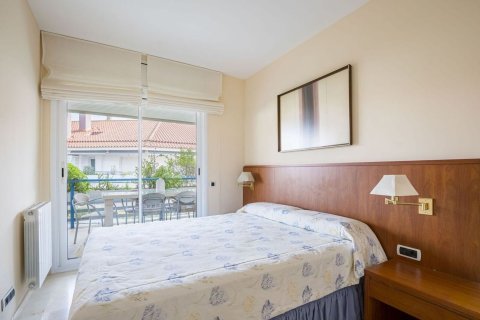 Apartamento de 4 dormitorios en venta en Sitges, Barcelona, Cataluña, Spain № 7102 - foto 18