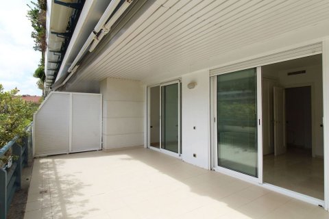 Apartamento de 3 dormitorios en venta en Sitges, Barcelona, Cataluña, Spain № 7103 - foto 28