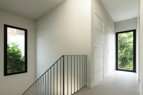Сasa de 4 dormitorios en venta en Corbera de Llobregat, Barcelona, Cataluña, Spain № 7097 - foto 18