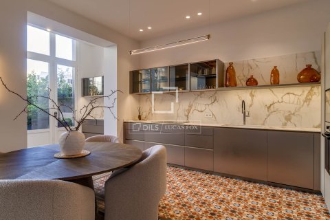 Купить квартиру в Барселона, Испания с 3 спальни, 194м², № 6535 - фото 8