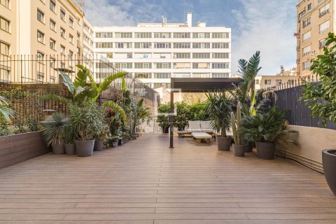 Купить квартиру в Барселона, Испания с 3 спальни, 194м², № 6535 - фото 11