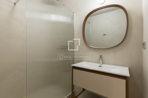 3 bedrooms apartment for sale in Barcelona, Catalonia, Spain № 6537 - photo 13