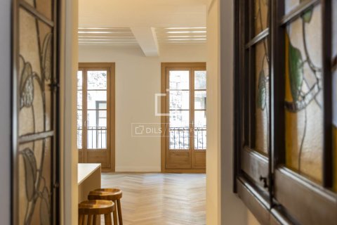 3 bedrooms apartment for sale in Barcelona, Catalonia, Spain № 6537 - photo 14