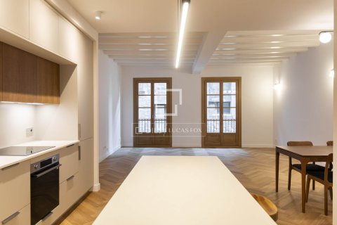 3 bedrooms apartment for sale in Barcelona, Catalonia, Spain № 6537 - photo 7