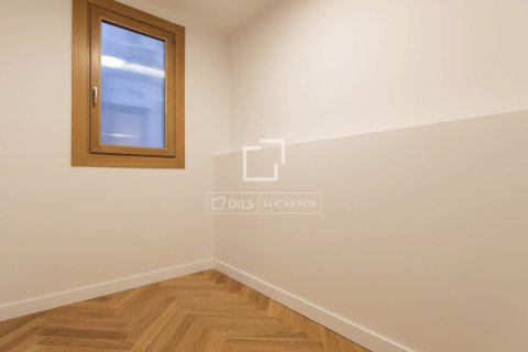3 bedrooms apartment for sale in Barcelona, Catalonia, Spain № 6537 - photo 28