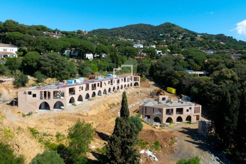 Villa de 5 dormitorios en venta en Cabrils, Barcelona, Cataluña, Spain № 6536 - foto 30