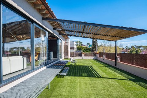 14 bedrooms villa for sale in Bellaterra, Barcelona, Catalonia, Spain № 6538 - photo 4