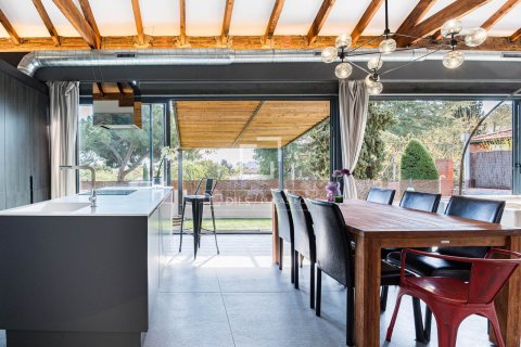 14 bedrooms villa for sale in Bellaterra, Barcelona, Catalonia, Spain № 6538 - photo 13