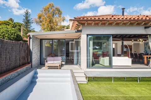 14 bedrooms villa for sale in Bellaterra, Barcelona, Catalonia, Spain № 6538 - photo 26