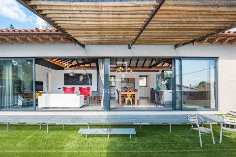 14 bedrooms villa for sale in Bellaterra, Barcelona, Catalonia, Spain № 6538 - photo 3