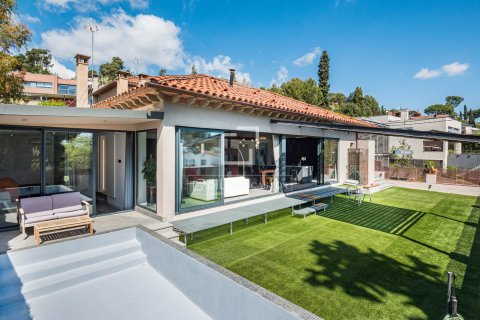 14 bedrooms villa for sale in Bellaterra, Barcelona, Catalonia, Spain № 6538 - photo 27