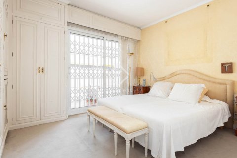 Купить квартиру в Барселона, Испания с 5 спален, 300м², № 2732 - фото 26