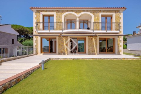 Купить виллу в Калонже, Испания с 4 спальни, 320м², № 2733 - фото 6