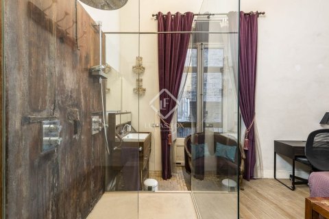 Купить квартиру в Старый город, Барселона, Испания с 2 спальни, 85м², № 2734 - фото 20