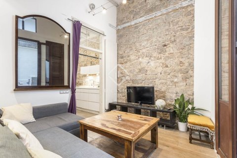 Купить квартиру в Старый город, Барселона, Испания с 2 спальни, 85м², № 2734 - фото 7