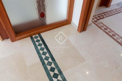 Купить виллу в Калонже, Испания с 4 спальни, 320м², № 2736 - фото 16