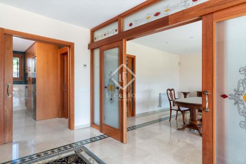 Купить виллу в Калонже, Испания с 4 спальни, 320м², № 2736 - фото 12