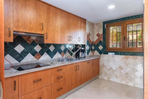 Купить виллу в Калонже, Испания с 4 спальни, 320м², № 2736 - фото 13