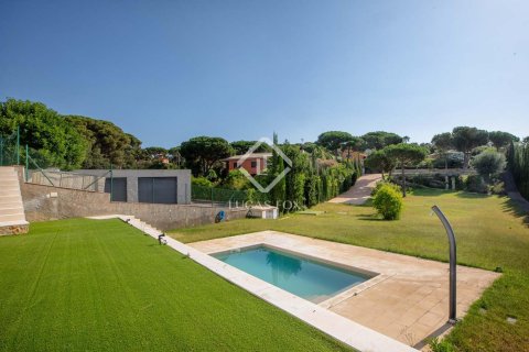 Купить виллу в Калонже, Испания с 4 спальни, 320м², № 2736 - фото 3