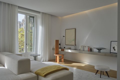 Apartamento de 4 dormitorios en venta en Barcelona, Cataluña, Spain № 1705 - foto 7