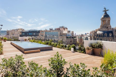 Apartamento de 4 dormitorios en venta en Barcelona, Cataluña, Spain № 1705 - foto 12