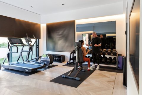 Купить дом в Барселона, Испания с 6 комнат, № 1710 - фото 2