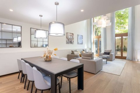 3 chambres apartment à vendre à Barcelona, Catalonia, Spain № 1707