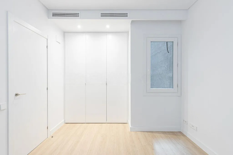 Купить квартиру в Барселона, Испания с 4 комнаты, № 1706 - фото 4